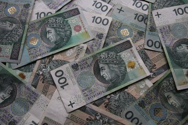 euro banknotes 4073891 640