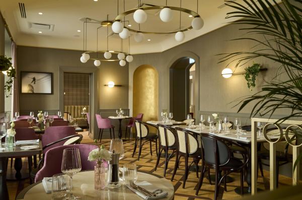 PU Saski Hilton restaurant 077 p min